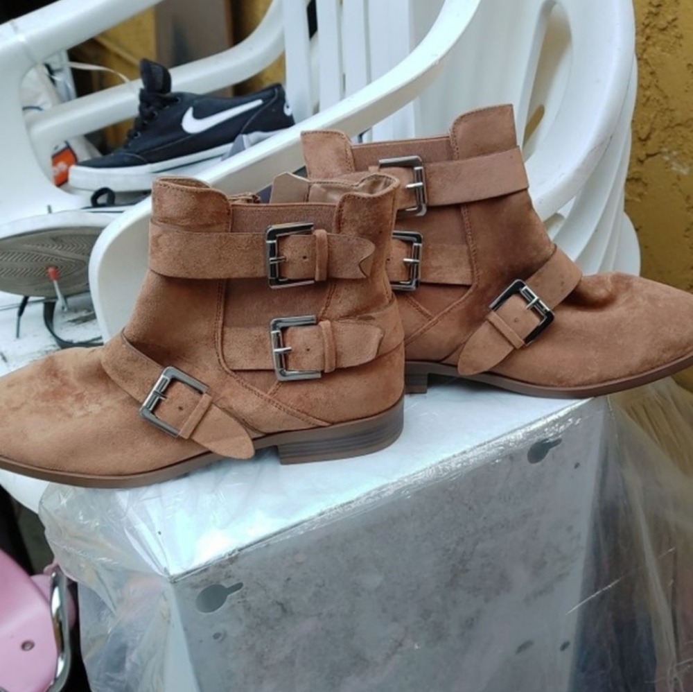 Brown boots